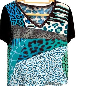 V neck short sleeves animal print top